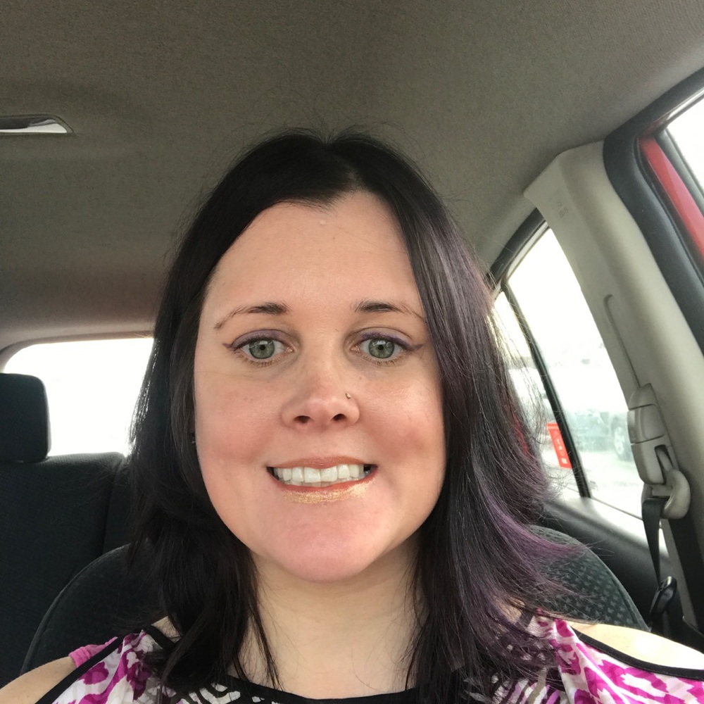 Meet your Posher, Laurie